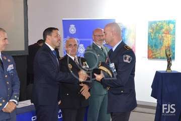 Condecoraciones para tres agentes de la Policía Local de Telde (Foto Antonio Alí y Francisco Javier Santana)